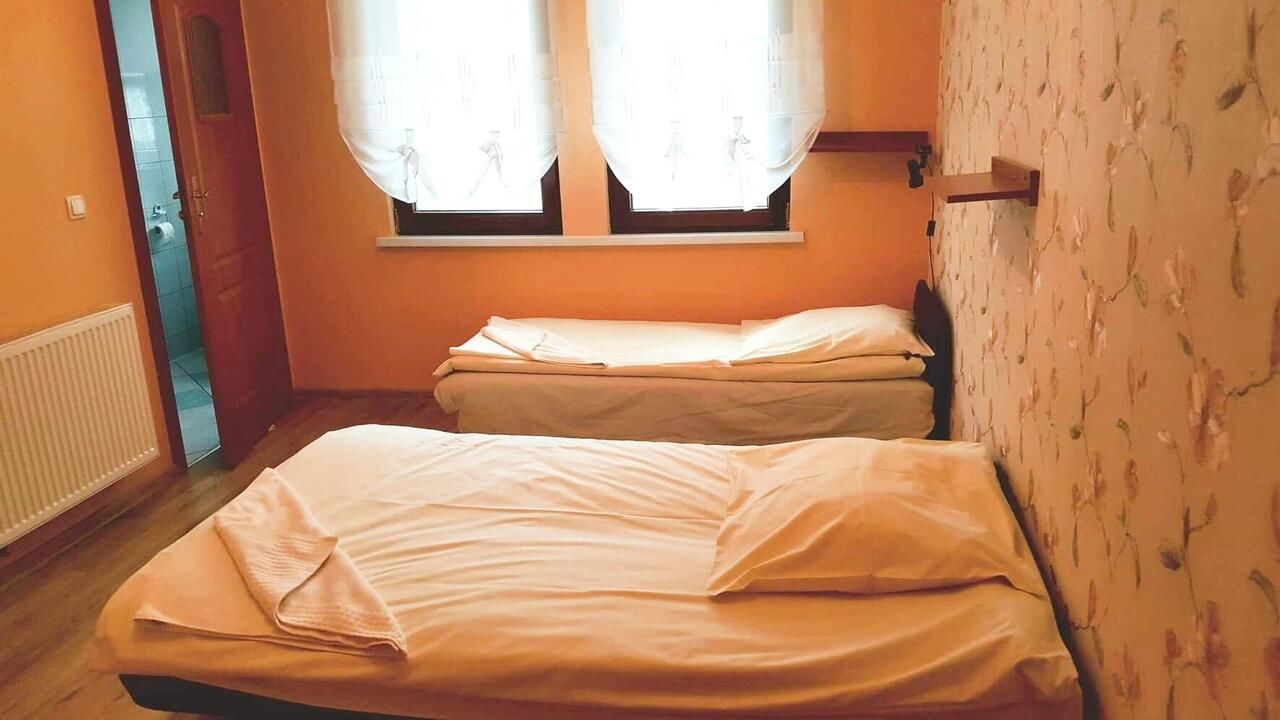 Отели типа «постель и завтрак» Gościniec w Dolinie Гнезно-9
